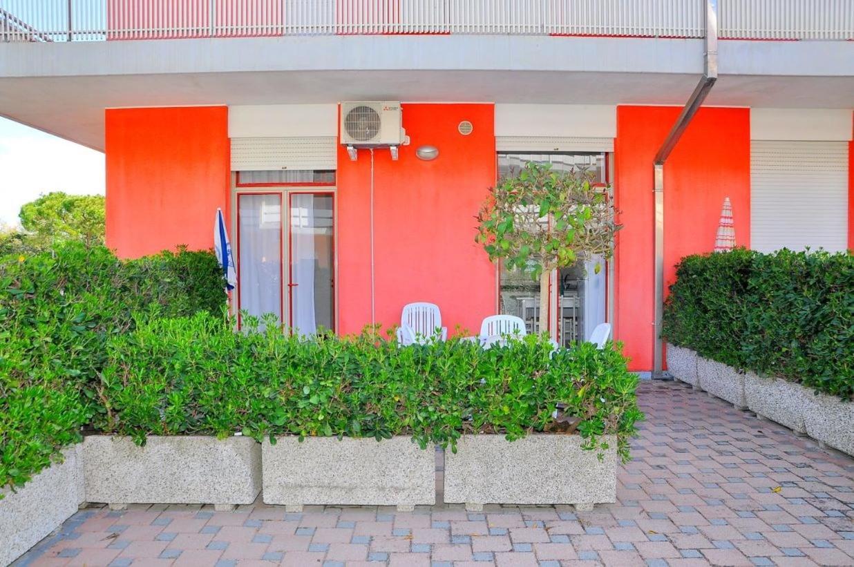 Condominio Biloba-Gemini Bibione Exteriör bild