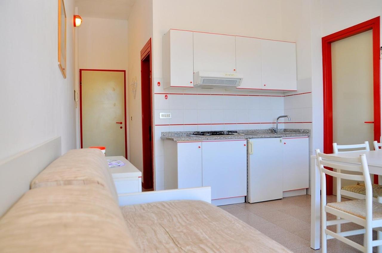 Condominio Biloba-Gemini Bibione Exteriör bild