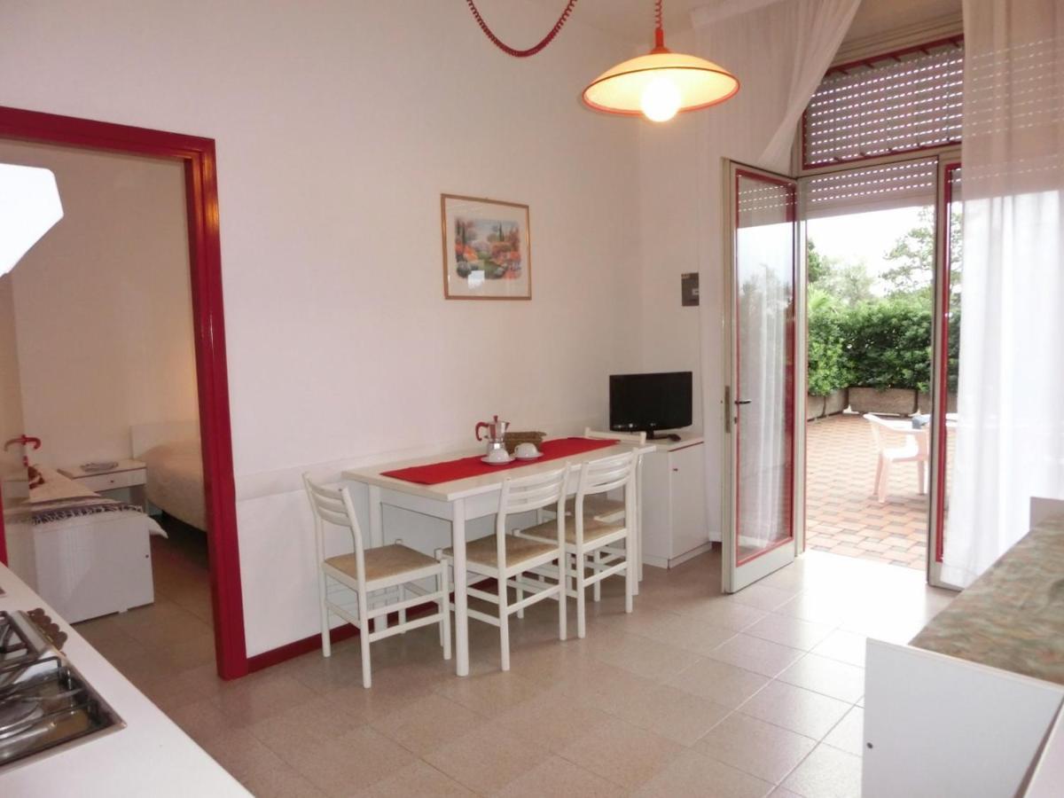 Condominio Biloba-Gemini Bibione Exteriör bild